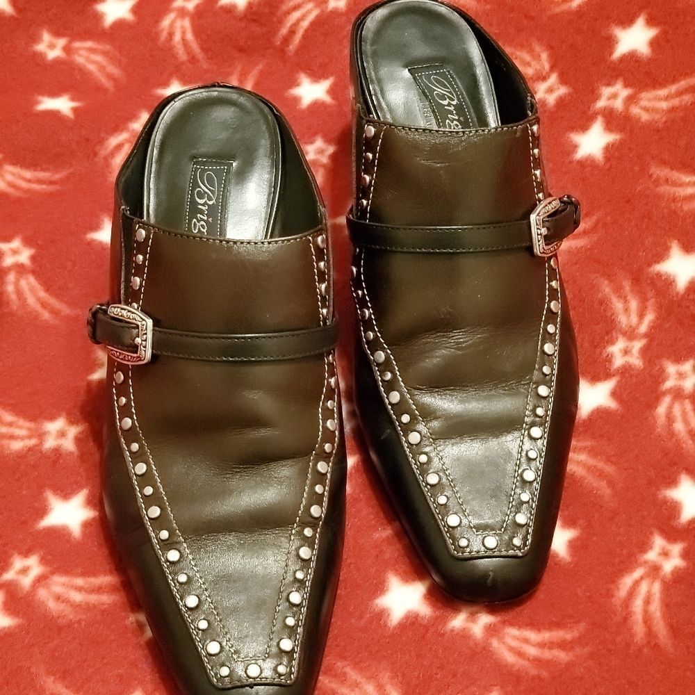 Brighton Tempe mules in black and brown with stud